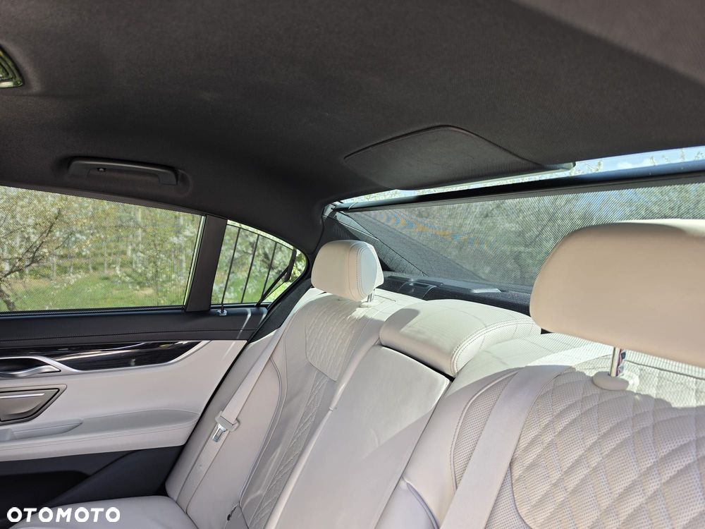 BMW Seria 7 750Ld xDrive sport - 7