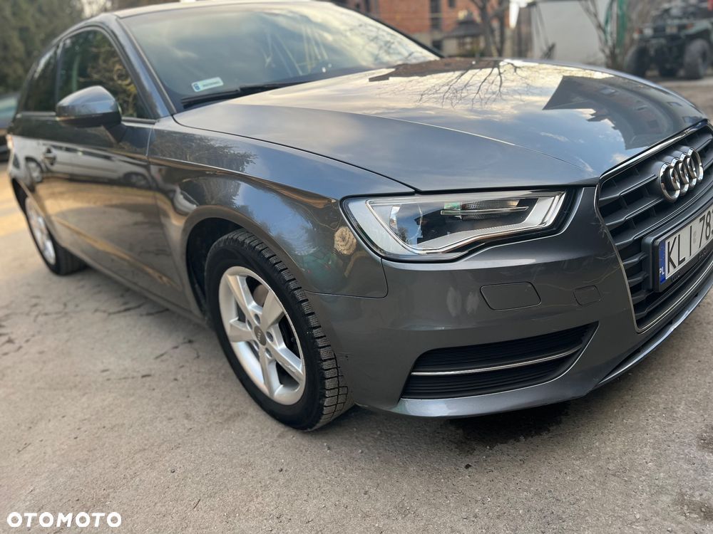 Audi A3 3-drzwiowe 1.4 TFSI Ambition - 3