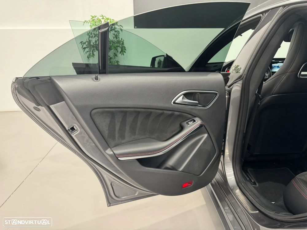 Mercedes-Benz CLA 200 d AMG Line Aut. - 25