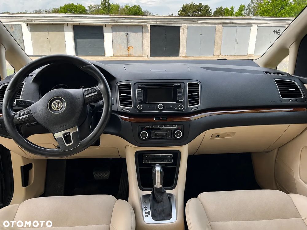 Volkswagen Sharan 2.0 TSI Highline DSG - 9