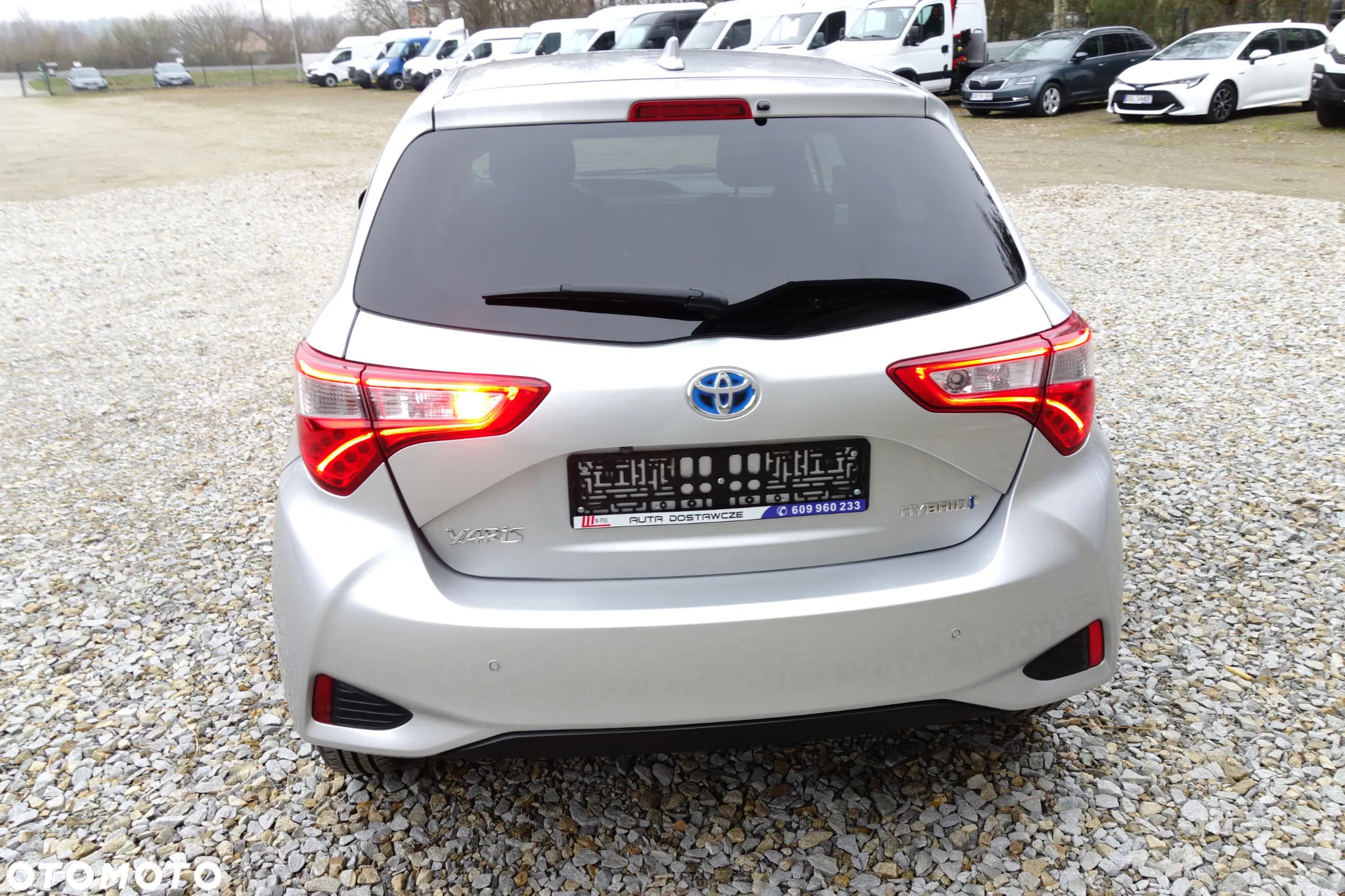 Toyota Yaris Hybrid 1.5 VVT-i Selection - 15