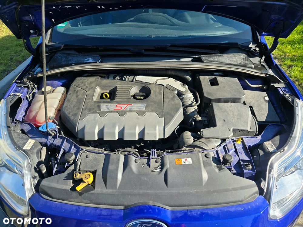 Ford Focus ST2 - 12