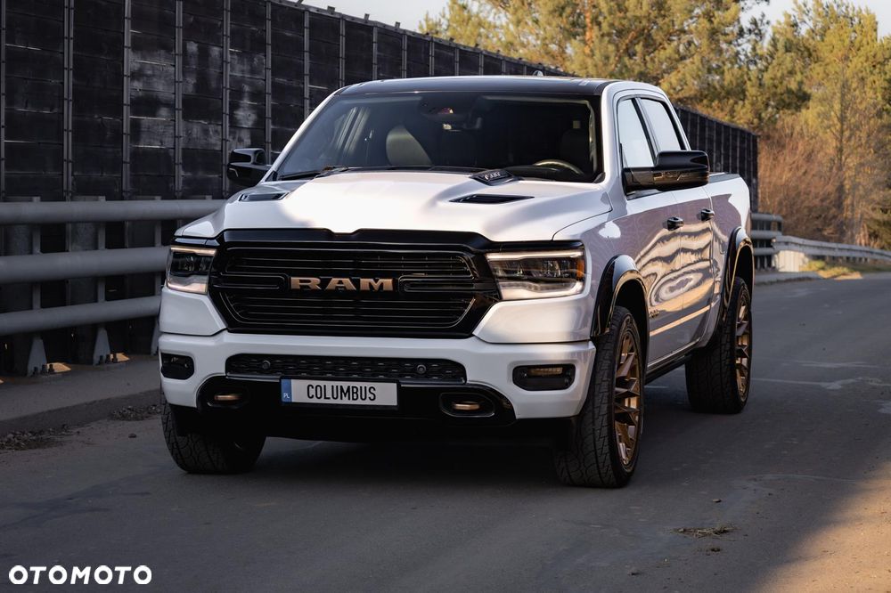 RAM 1500 Crew Cab Shortbed Bighorn - 16