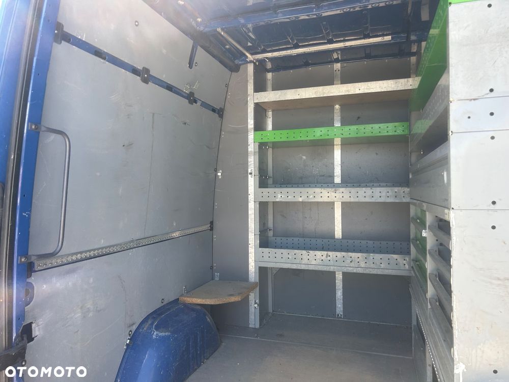Mercedes-Benz Sprinter 316 hak przyczepa 3500kg - 17