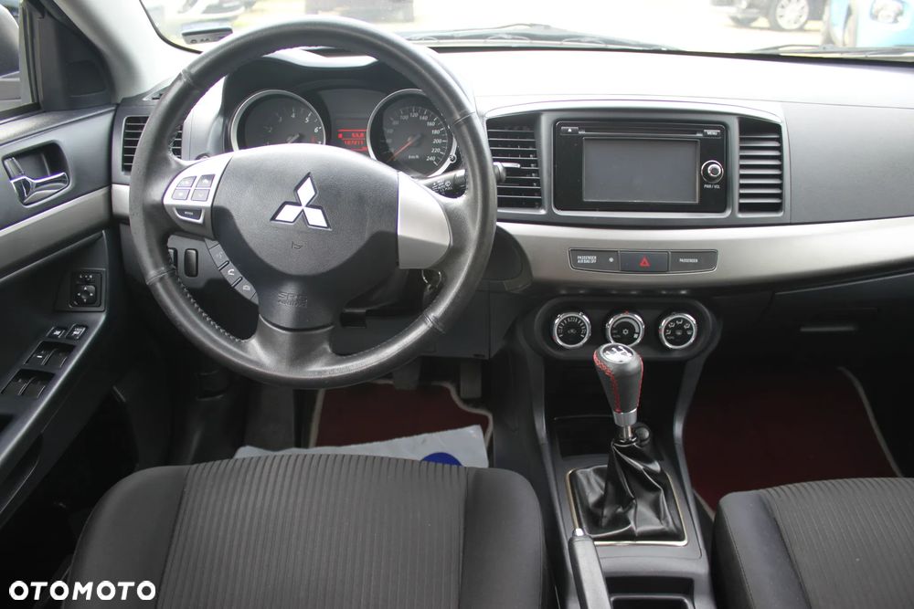 Mitsubishi Lancer - 18