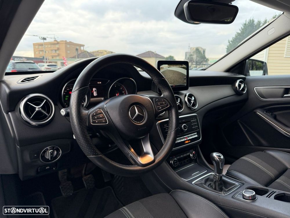 Mercedes-Benz GLA 180 CDI Urban - 6