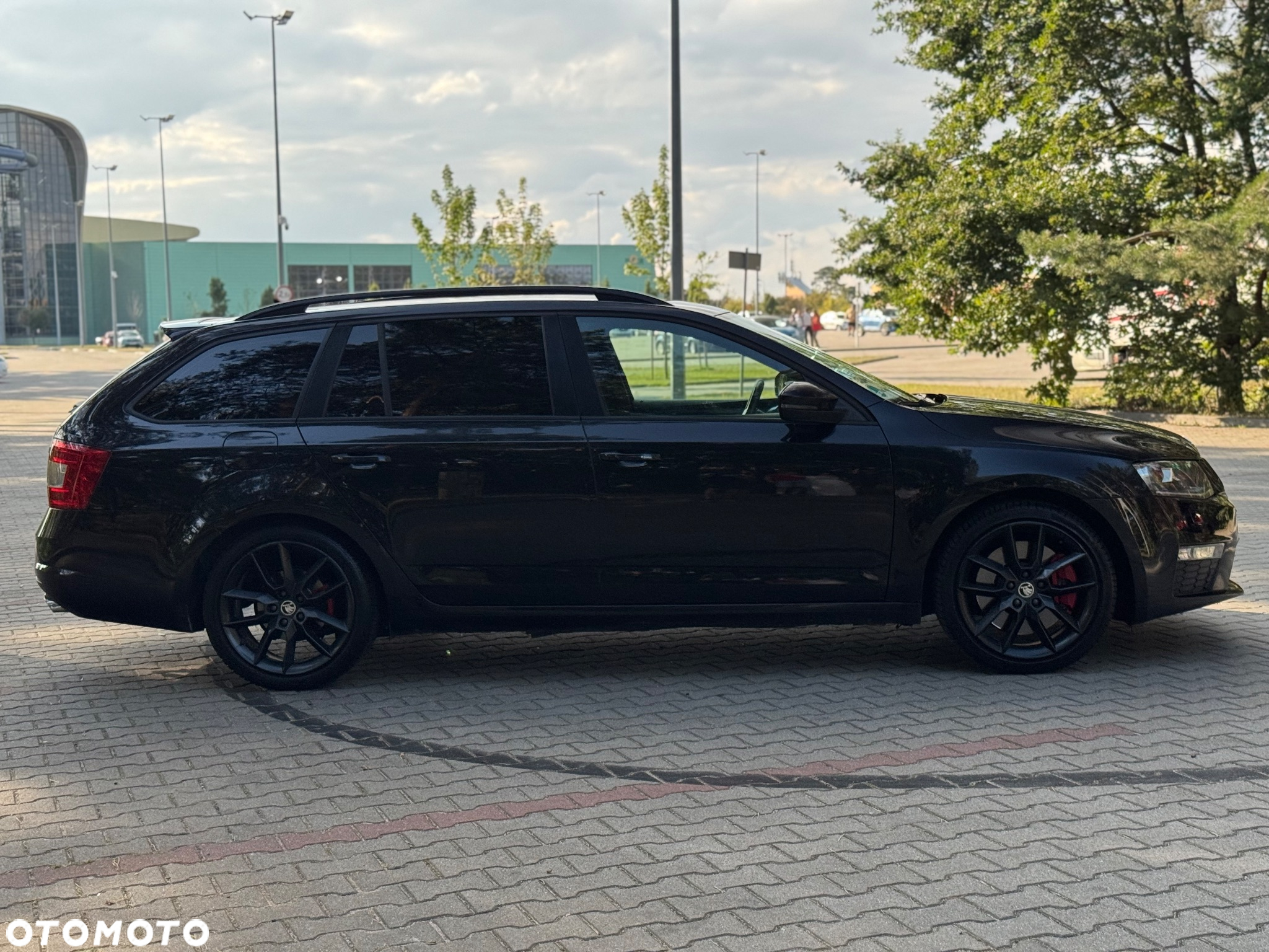Skoda Octavia Combi 2.0 TDI RS - 11