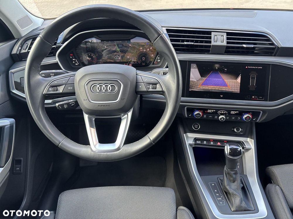 Audi Q3 Sportback - 10