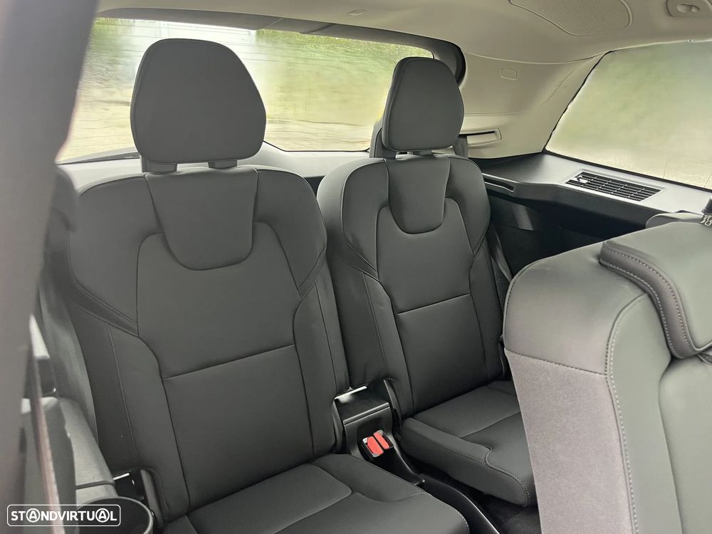 Volvo XC 90 2.0 T8 PHEV Plus Dark AWD - 21