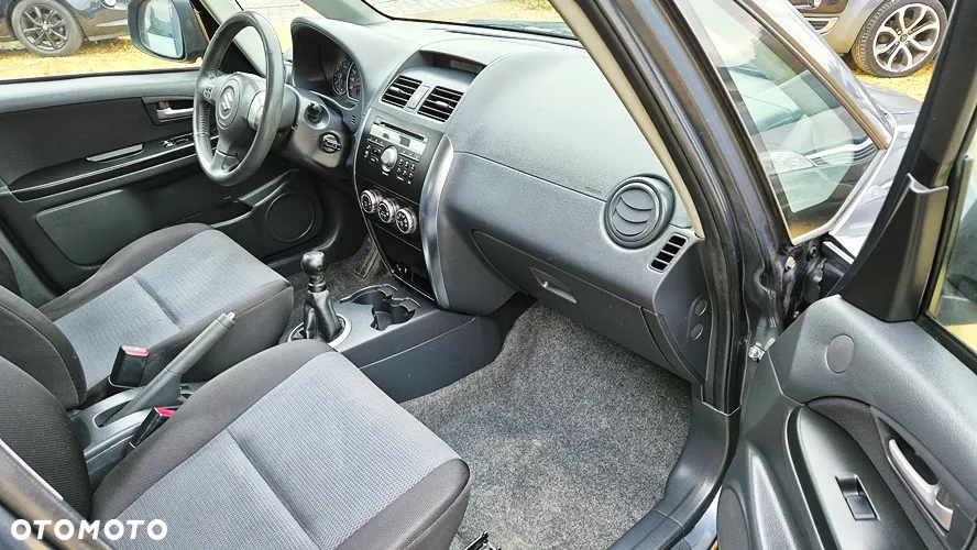 Suzuki SX4 1.6 GS/Premium - 34