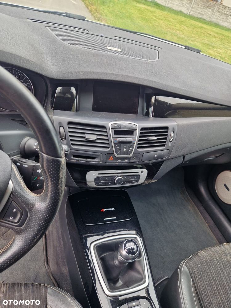 Renault Laguna dCi 150 FAP Bose - 8