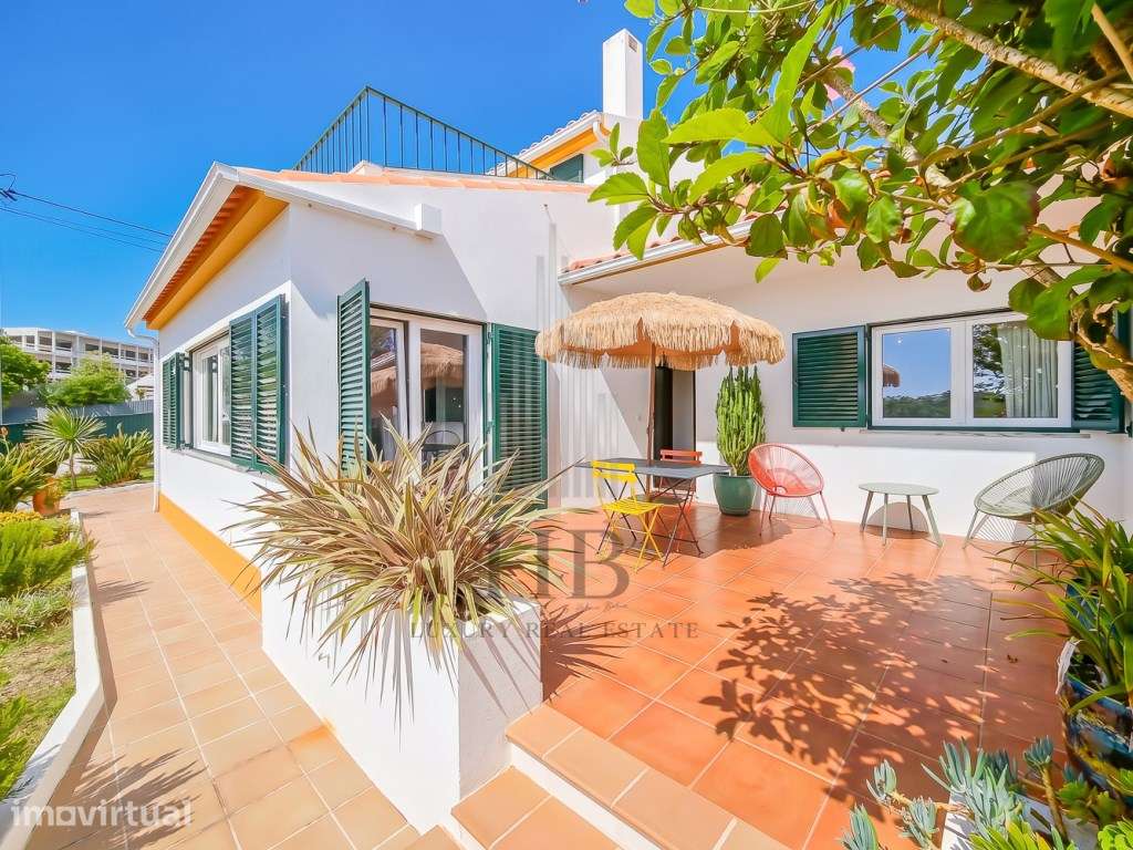 Elegante Moradia T3 Renovada com Piscina| Praia das Maçãs|Colares - Grande imagem: 2/60