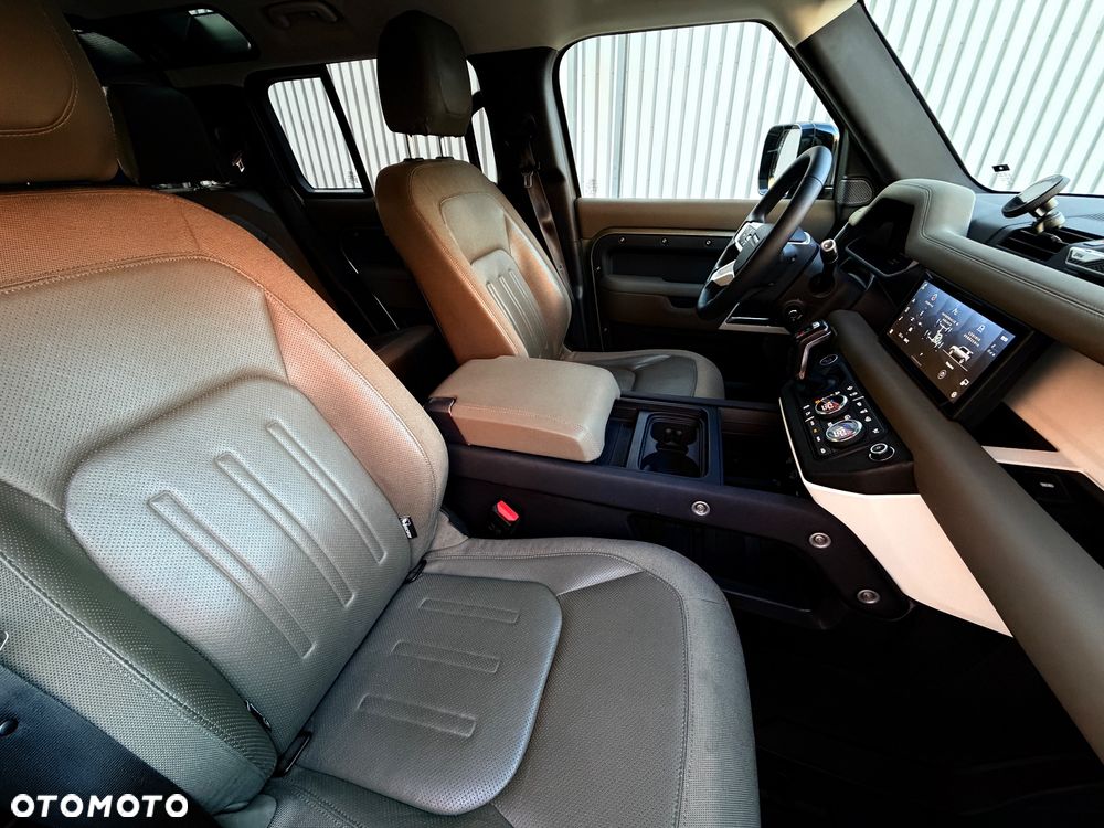 Land Rover Defender 110 D200 SE - 7