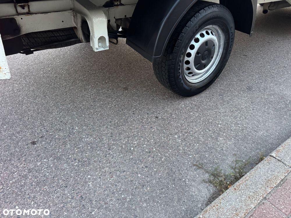 Volkswagen Crafter - 21