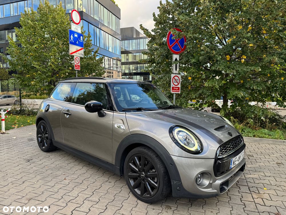 Mini Cooper S 2019 photo 3