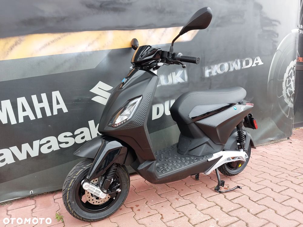 Piaggio Inny - 12