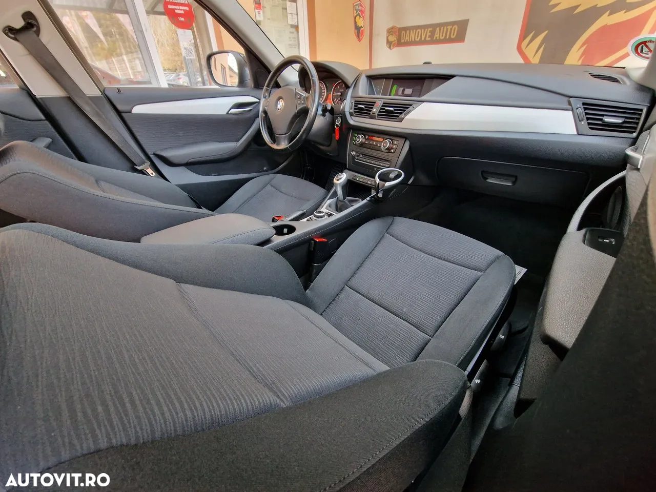 BMW X1 sDrive18d - 15
