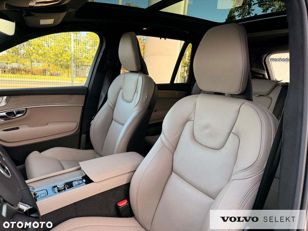 Volvo XC 90 - 21