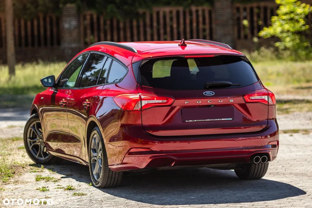 Ford Focus 1.0 EcoBoost Start-Stopp-System ST-LINE DESIGN - 8