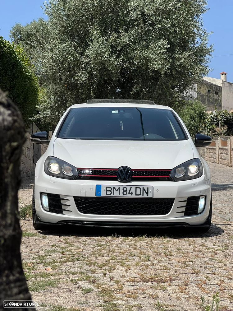 VW Golf 2.0 GTI DSG - 1
