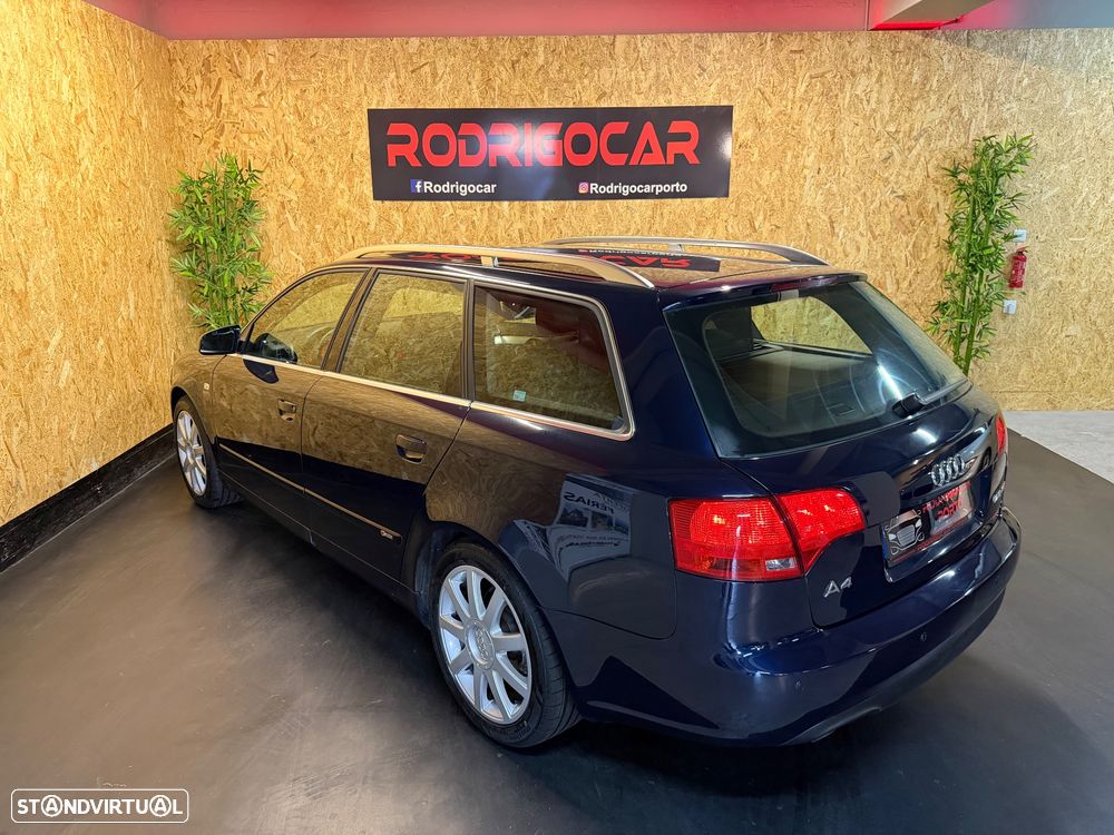 Audi A4 Avant 2.0 TDi S-line - 4