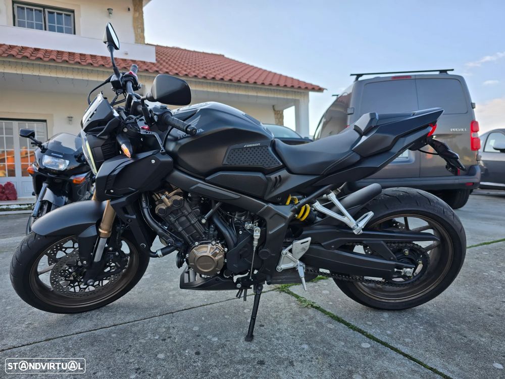 Honda CB R - 4