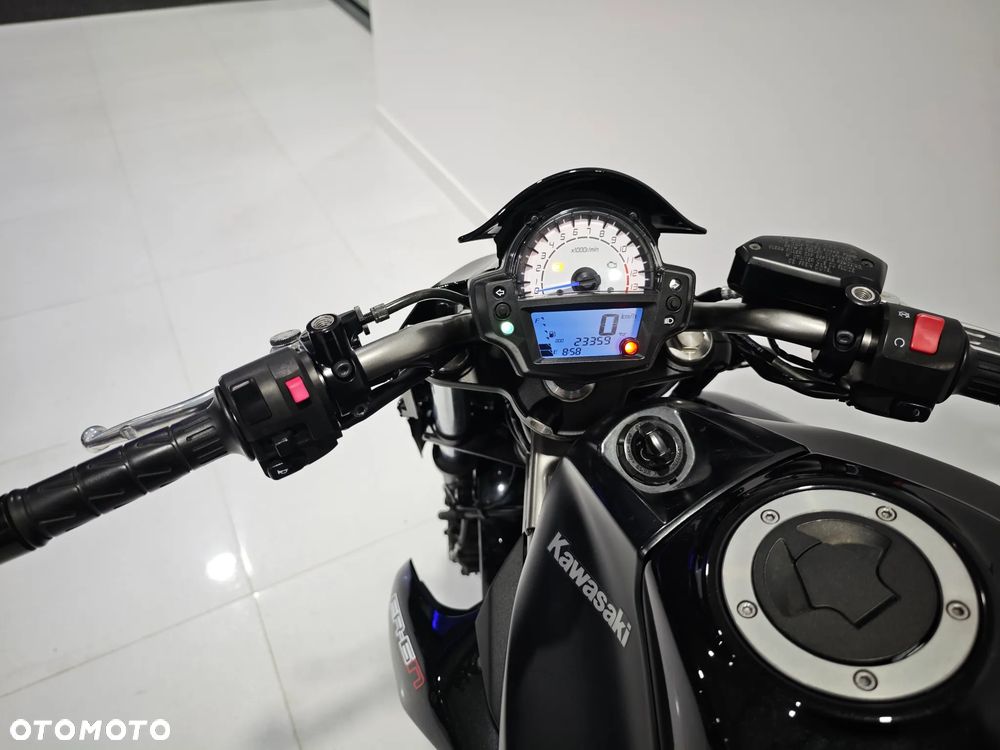Kawasaki ER - 16