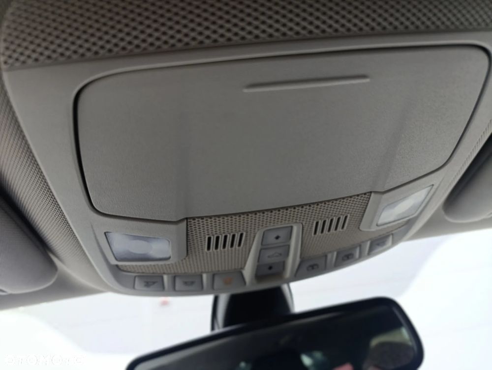 Ford Mondeo 2.0 EcoBlue Titanium - 19