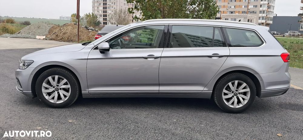 Volkswagen Passat Variant 2.0 TDI DSG (BlueMotion Technology) Comfortline - 21