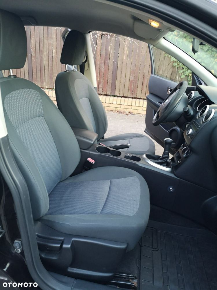 Nissan Qashqai 1.6 Visia - 8