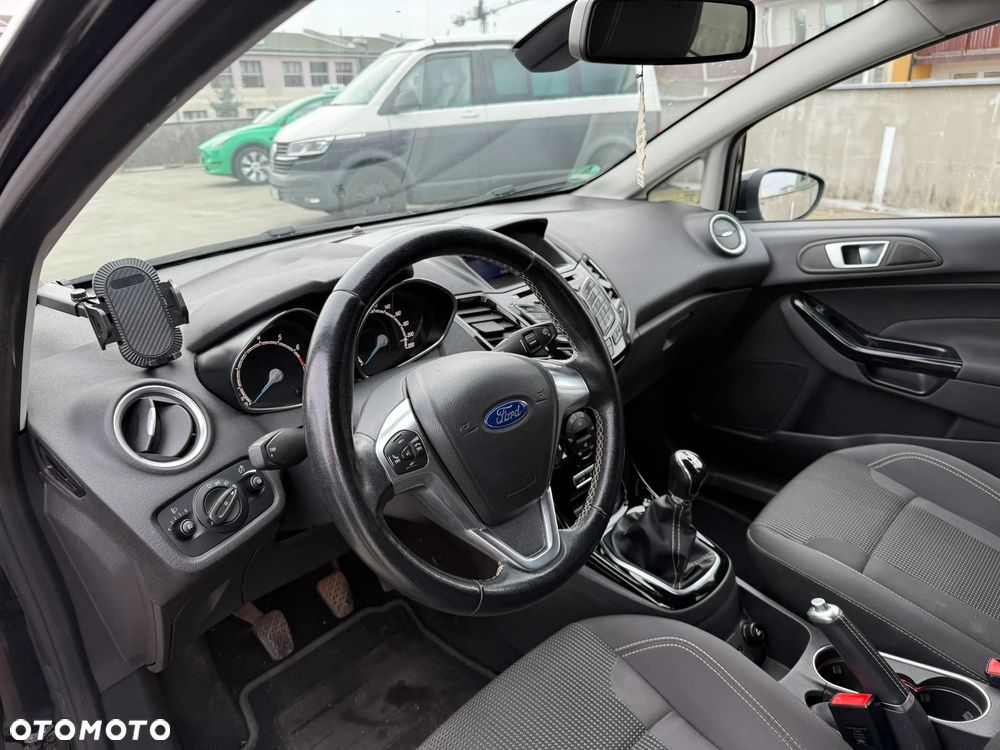 Ford Fiesta 1.0 EcoBoost STart-Stop Titanium - 19