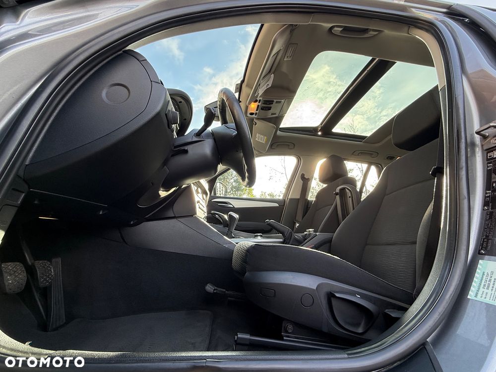 BMW X1 sDrive18i - 15