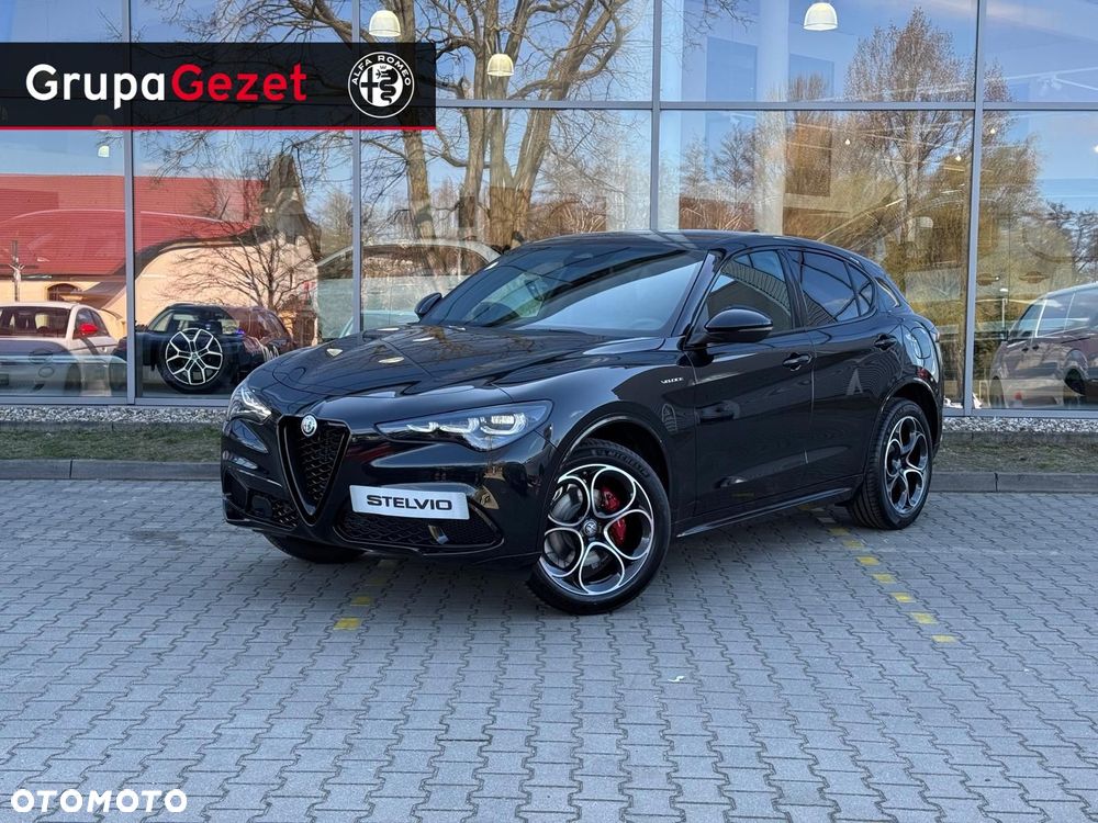 Alfa Romeo Stelvio - 1