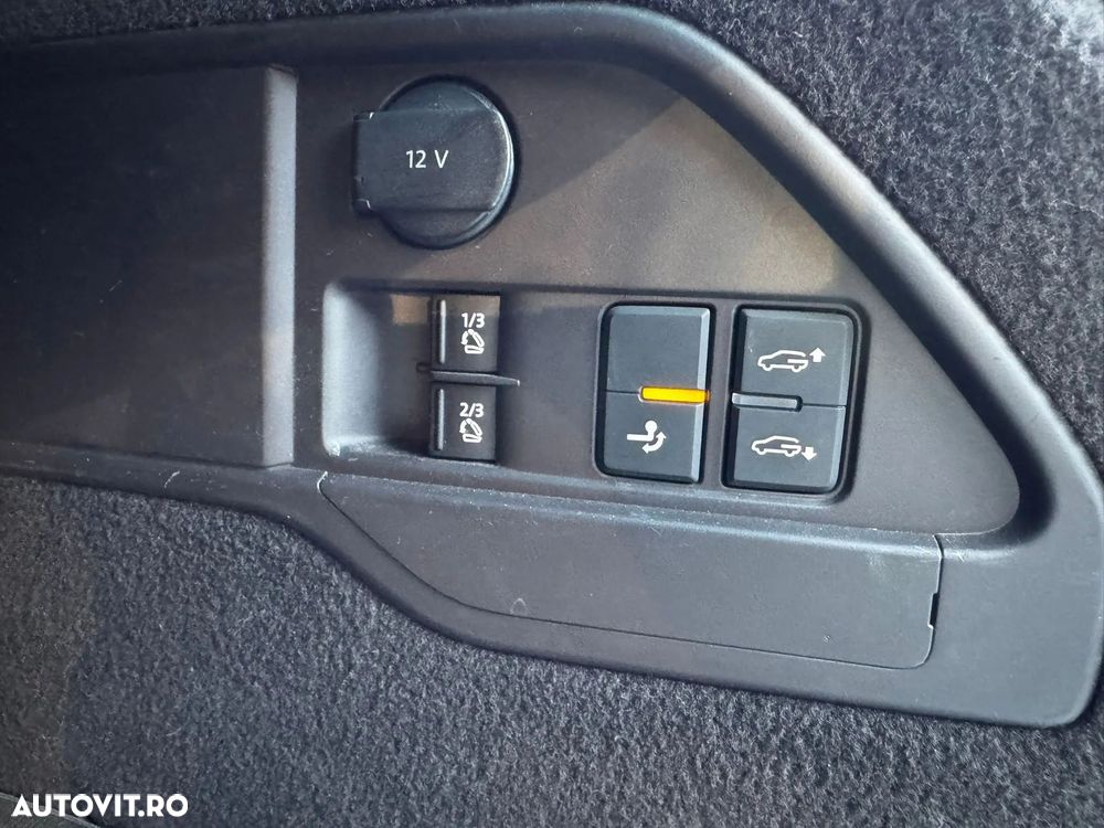 Volkswagen Touareg - 15