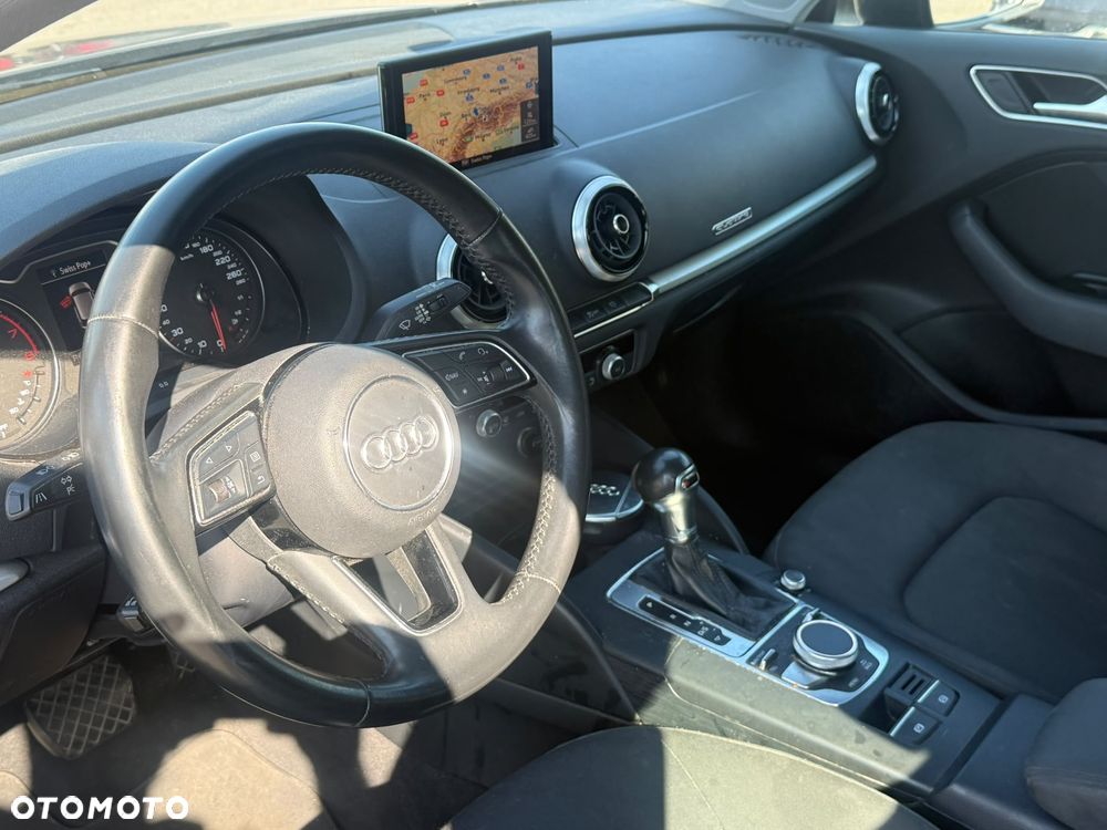 Audi A3 Sportback 40 TFSI Quattro S tronic - 5