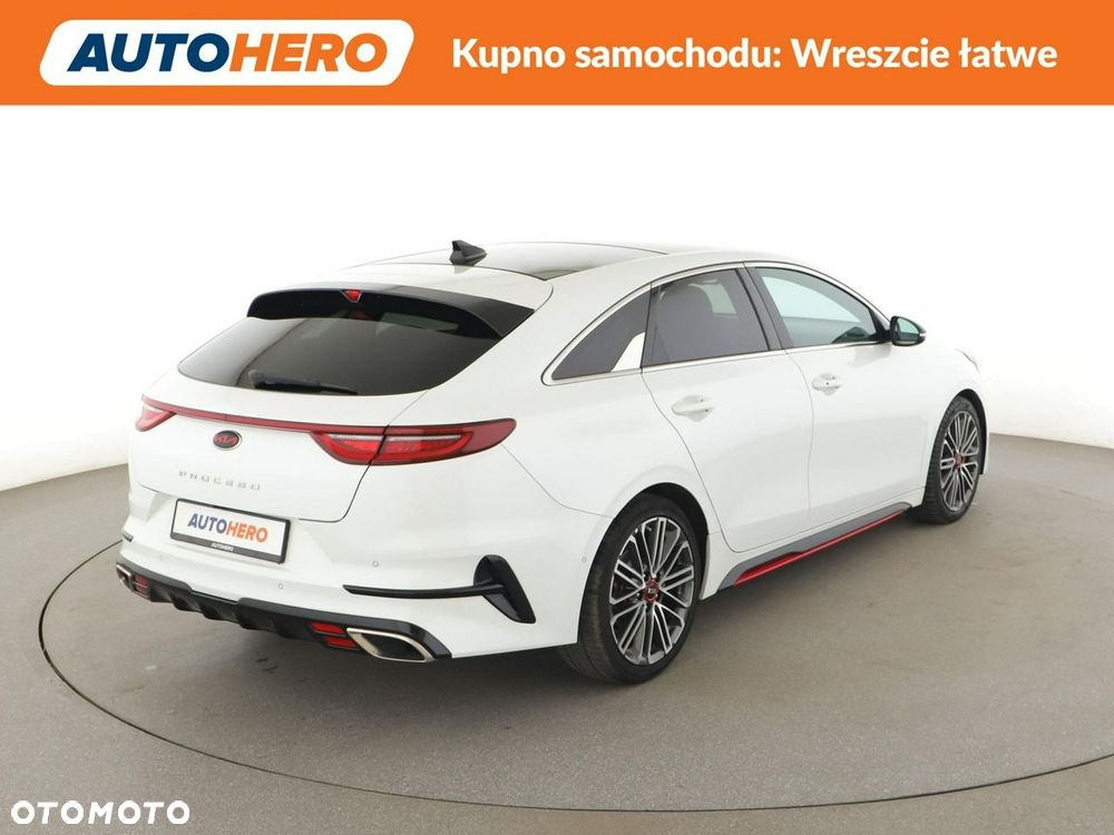 Kia ProCeed 1.6 T-GDI GT DCT - 8