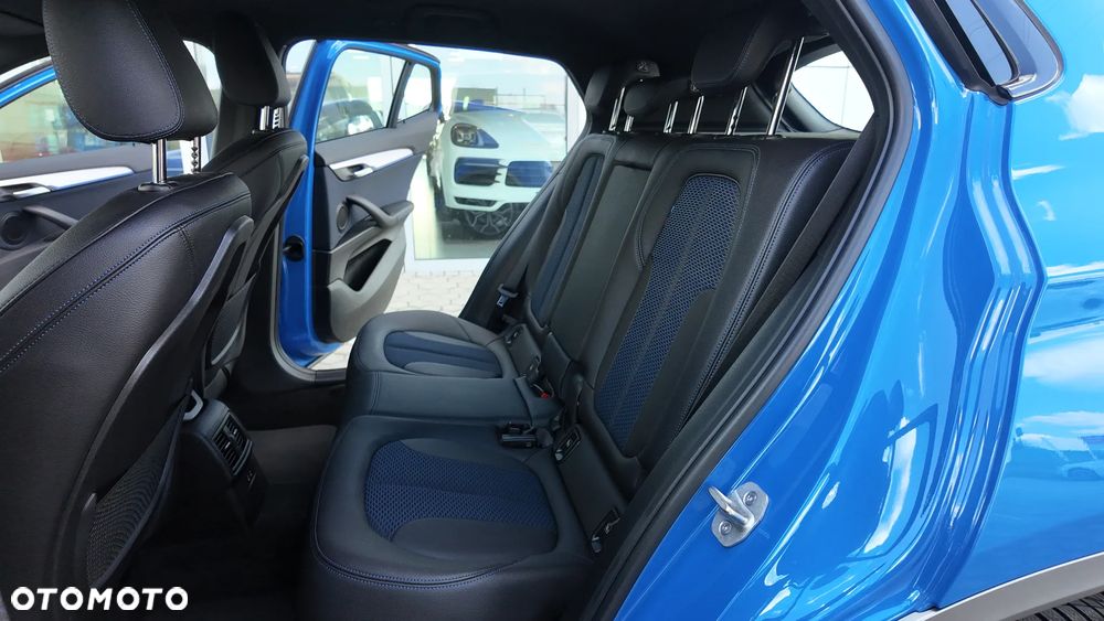 BMW X2 xDrive20d - 27