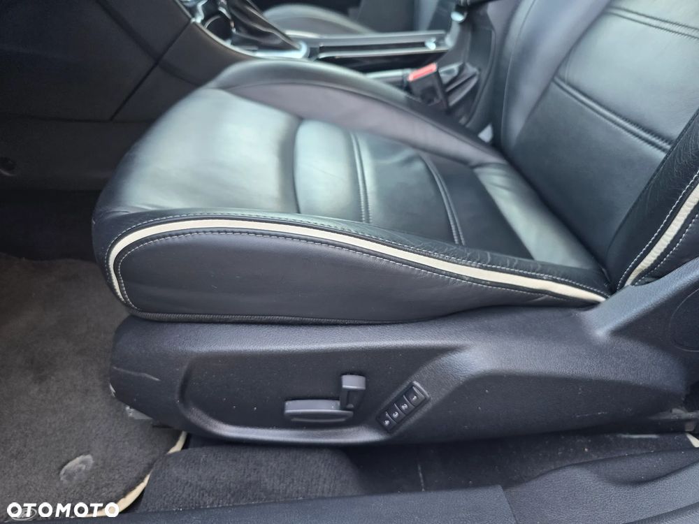 Ford Mondeo 2.0 TDCi Titanium X - 26
