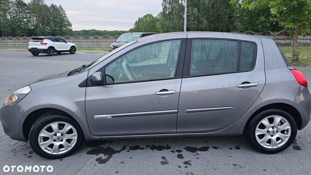 Renault Clio - 3