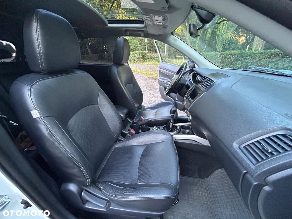 Mitsubishi ASX 1.8 DID Instyle NAVI 4WD AS&G - 34