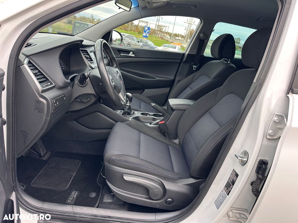 Hyundai Tucson 1.6 T-GDi 4WD 6MT Style - 17