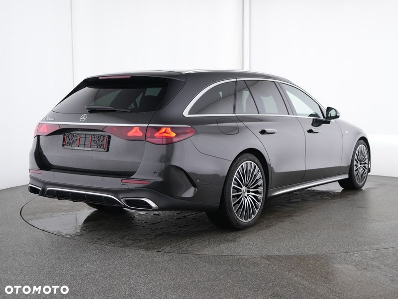 Mercedes-Benz Klasa E 300 de PHEV AMG 9G-Tronic - 2