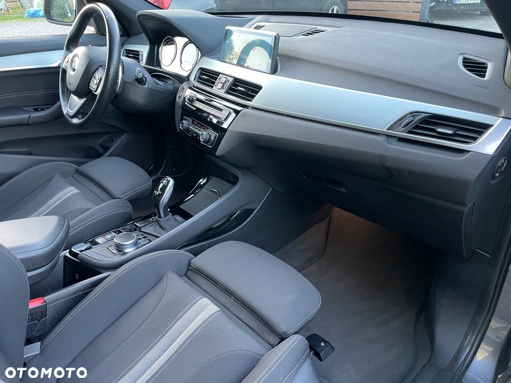 BMW X1 sDrive18d Sport Line sport - 19