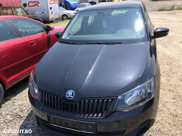 Dezmembrez Skoda Fabia 3 an 2018 CHYA - 9