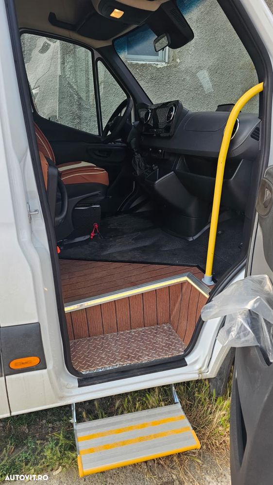 Mercedes-Benz SPRINTER - 4