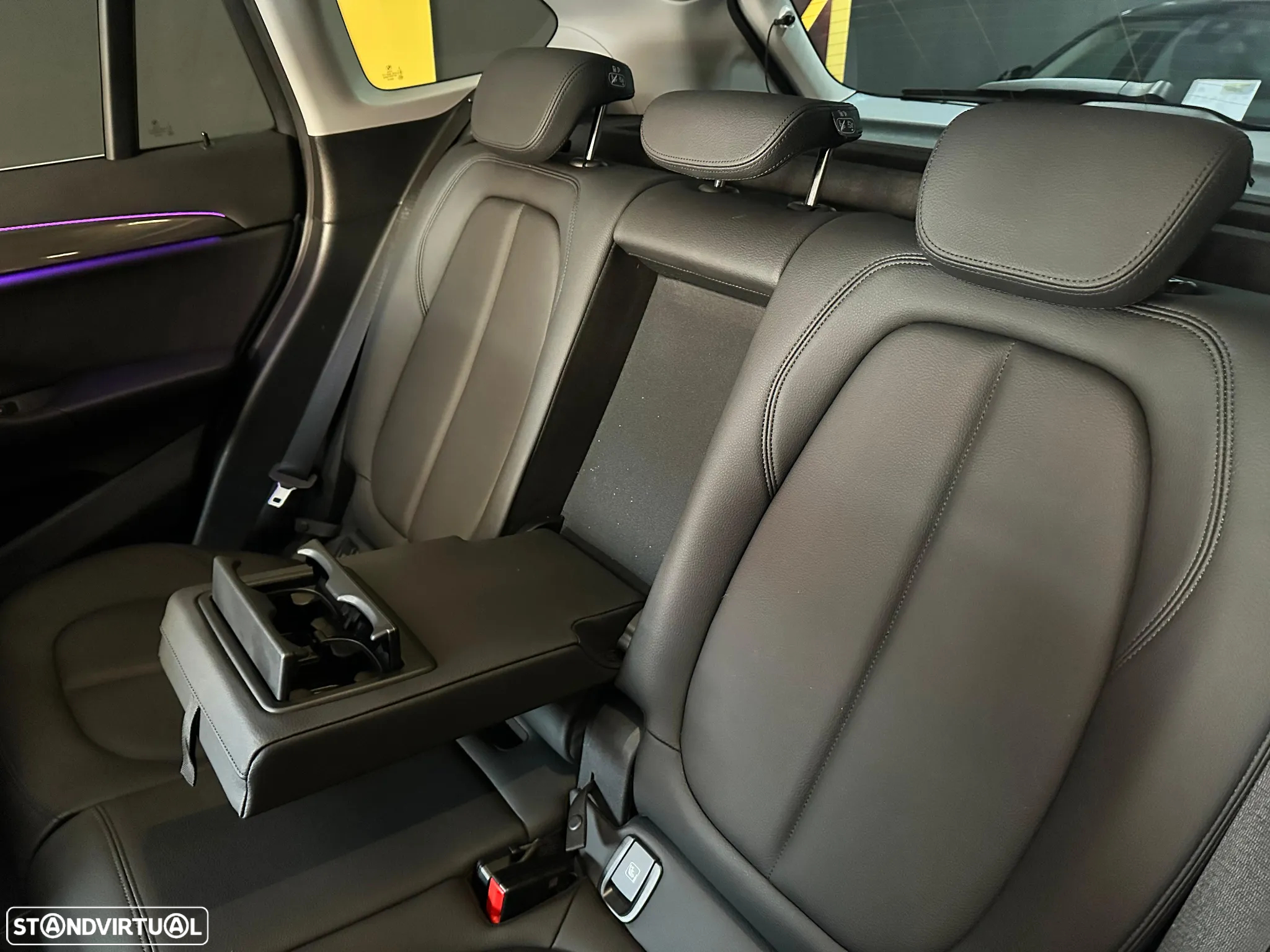 BMW X1 16 d sDrive xLine Auto - 38
