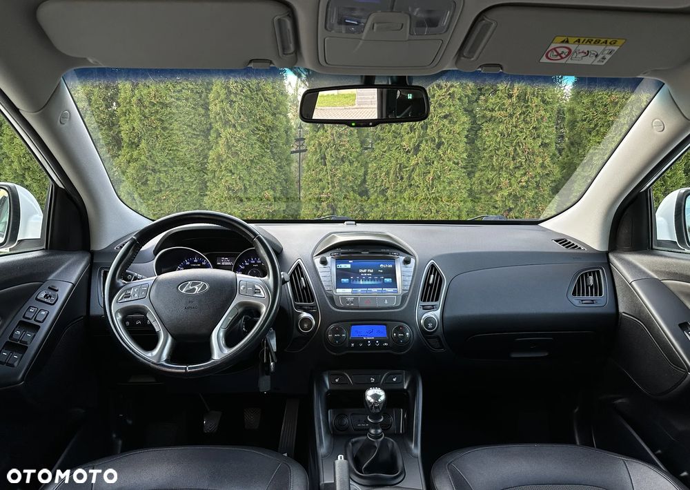 Hyundai ix35 blue 1.6 2WD Finale Silver - 3