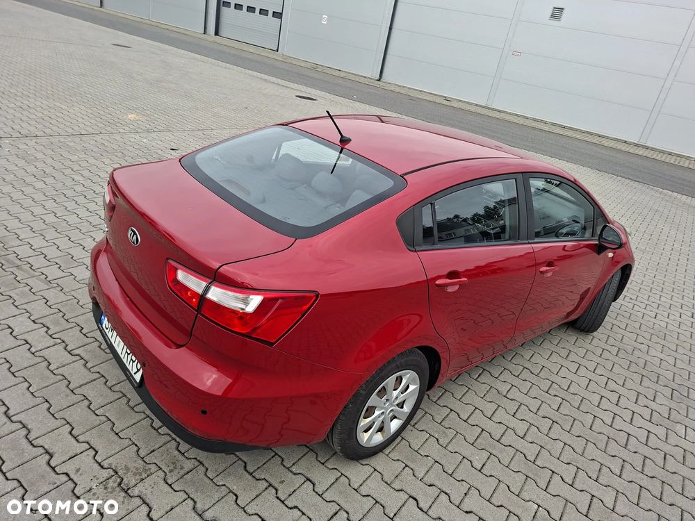 Kia Rio 1.2 M - 6