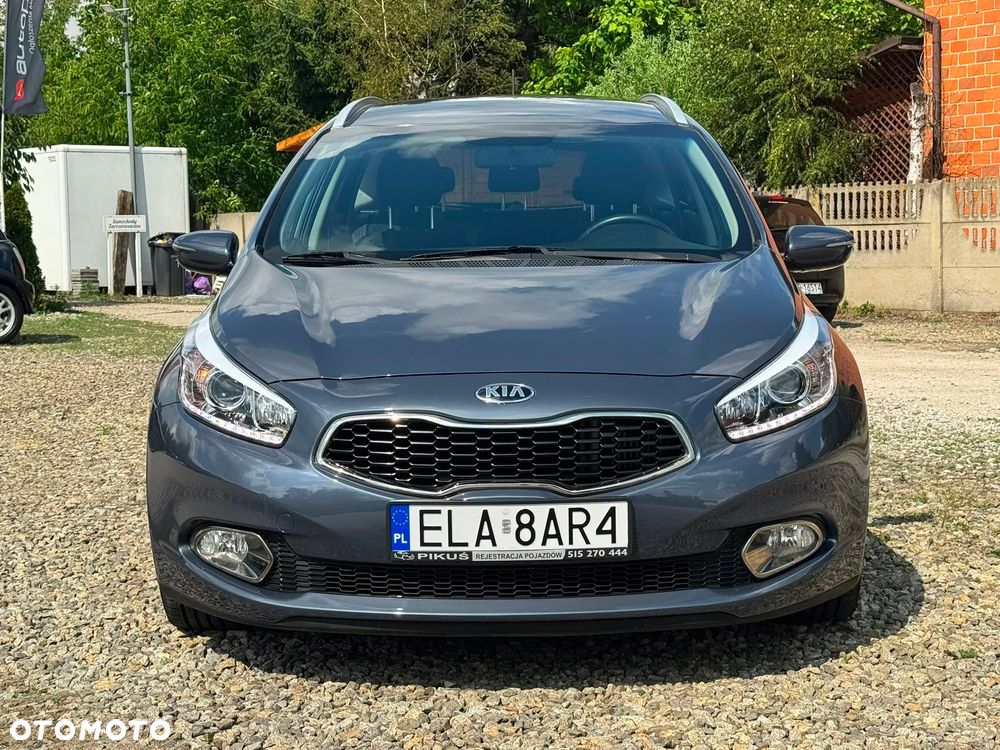 Kia Ceed - 16