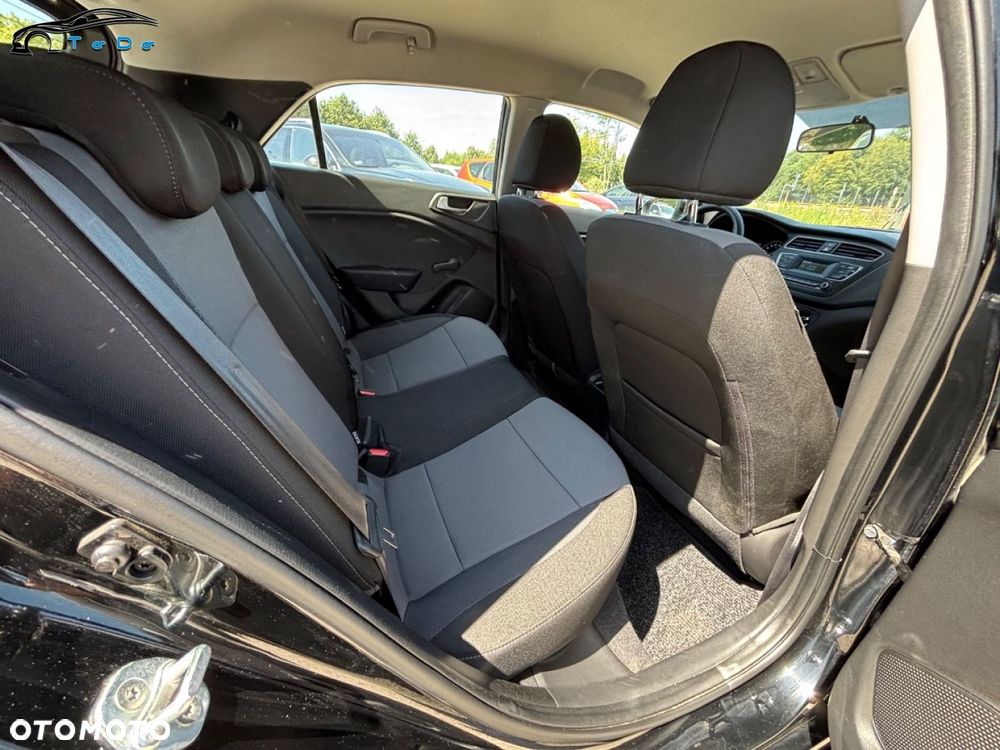 Hyundai i20 1.2 BlueDrive Classic + - 27